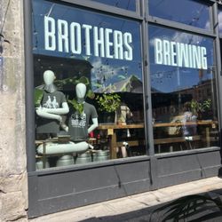 Brothers Brewing Company - Entrance