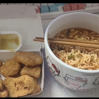 McDonald's - 10 Piece McNuggets and ramen + gaming setup tour - Fast Food Near Me - San Francisco, California McDonald's - 10 Piece McNuggets and ramen + gaming setup tour - Fast Food Near Me - San Francisco, California