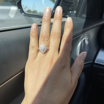 Summerlin Jewelers - Fixed ring - Jewelry Near Me - Las Vegas, Nevada Summerlin Jewelers - Fixed ring - Jewelry Near Me - Las Vegas, Nevada