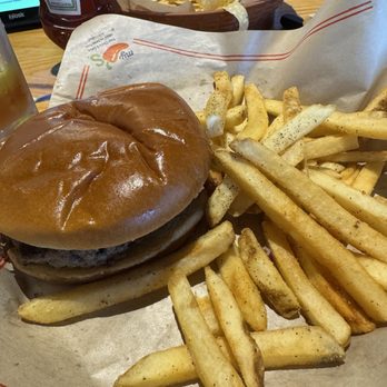 Chili's - The QP burger special - Tex-Mex Near Me - Santee, California Chili's - The QP burger special - Tex-Mex Near Me - Santee, California