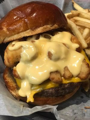 Coom's Corner Sports Grill by null