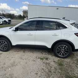 Toliver Ford - Ford Escape with missing Title