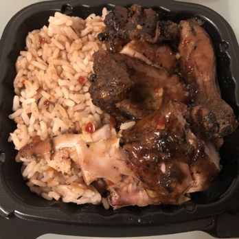 Color World - Jerk Chicken - Food Trucks Near Me - Harlem, New York Color World - Jerk Chicken - Food Trucks Near Me - Harlem, New York