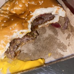 My suppose to Double Bacon Jalapeño burger. My suppose to Double Bacon Jalapeño burger.