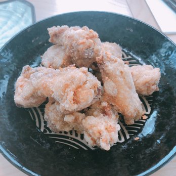 CoM Vietnamese - Butter Garlic Wings - Vietnamese Near Me - Richmond, British Columbia