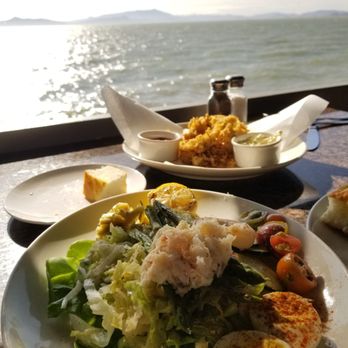 Skates On The Bay - Salad - Seafood Near Me - Berkeley, California