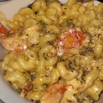 Morton's The Steakhouse - Maine Lobster Macaroni & Cheese 4.5/5 - Steakhouses Near Me - Louisville, Kentucky Morton's The Steakhouse - Maine Lobster Macaroni & Cheese 4.5/5 - Steakhouses Near Me - Louisville, Kentucky