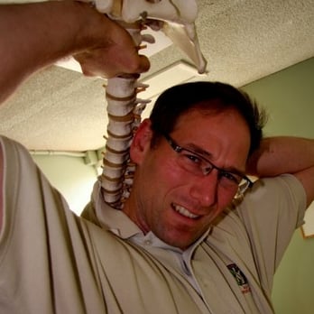 Nash Chiropractic - Dr Nash at work - Chiropractors Near Me - Edmonds, Washington Nash Chiropractic - Dr Nash at work - Chiropractors Near Me - Edmonds, Washington