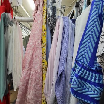 Topps Cleaners - Dry Cleaning Near Me - Springfield, New Jersey Topps Cleaners - Dry Cleaning Near Me - Springfield, New Jersey