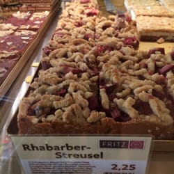 Fritz Mühlenbäckerei - Rhubarb Streusel