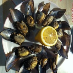 Midyeci Ibrahim Usta - Midye dolma