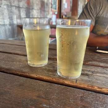 Lucky Labrador Brewing Co - Cider - Brewpubs Near Me - Portland, Oregon Lucky Labrador Brewing Co - Cider - Brewpubs Near Me - Portland, Oregon