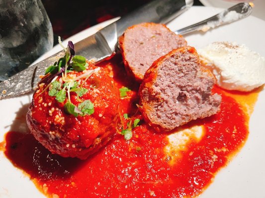 Incontro Italian Cuisine Steakhouse by null