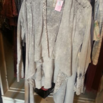 Olivia's Boutique - Olivia's Past - I need this too.. - Accessories Near Me - Long Grove, Illinois