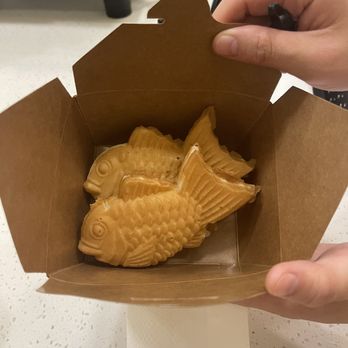 Bingsu Bingsu - Taiyaki! Cheese and Custard - Ice Cream & Frozen Yogurt Near Me - Arcadia, California