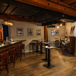 Bluebird Martini Bar & Lounge