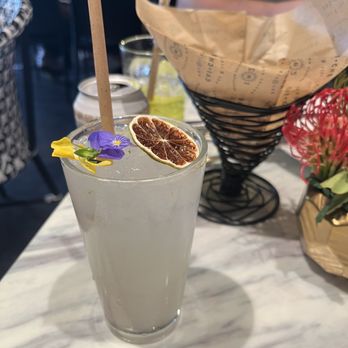 CVI.CHE 105 - Lemonade - Seafood Near Me - Miami, Florida CVI.CHE 105 - Lemonade - Seafood Near Me - Miami, Florida