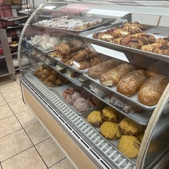 Bakery La Mejor - Bakeries Near Me - Union City, California Bakery La Mejor - Bakeries Near Me - Union City, California