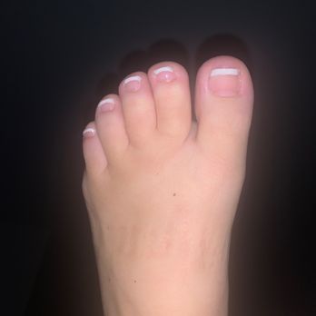 Hawaii Nails - Deluxe spa pedicure - Nail Salons Near Me - Canoga Park, California