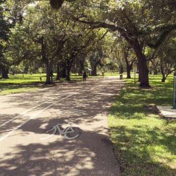 Audubon Park - Paved Pathway - Parks Near Me - New Orleans, Louisiana