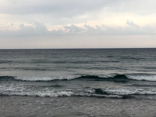 Long Sands Beach by null