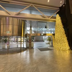 Skycity Hotel - Valet Lobby