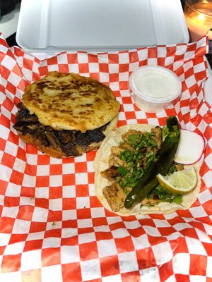 Maestro Tacos by null