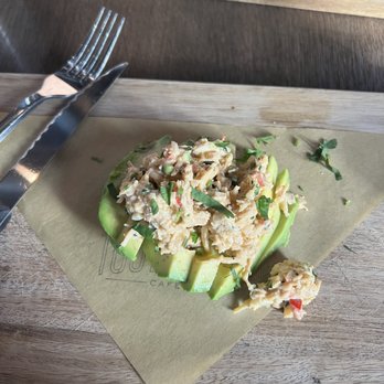 Tout Suite - Stuffed Avocado - Cafes Near Me - Houston, Texas