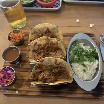 Blue Habanero - Beef short rib taco - Mexican Near Me - Brecksville, Ohio Blue Habanero - Beef short rib taco - Mexican Near Me - Brecksville, Ohio
