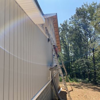 Elite Outdoor Home Solutions - Vinyl board and batten siding - Gutter Services Near Me Elite Outdoor Home Solutions - Vinyl board and batten siding - Gutter Services Near Me