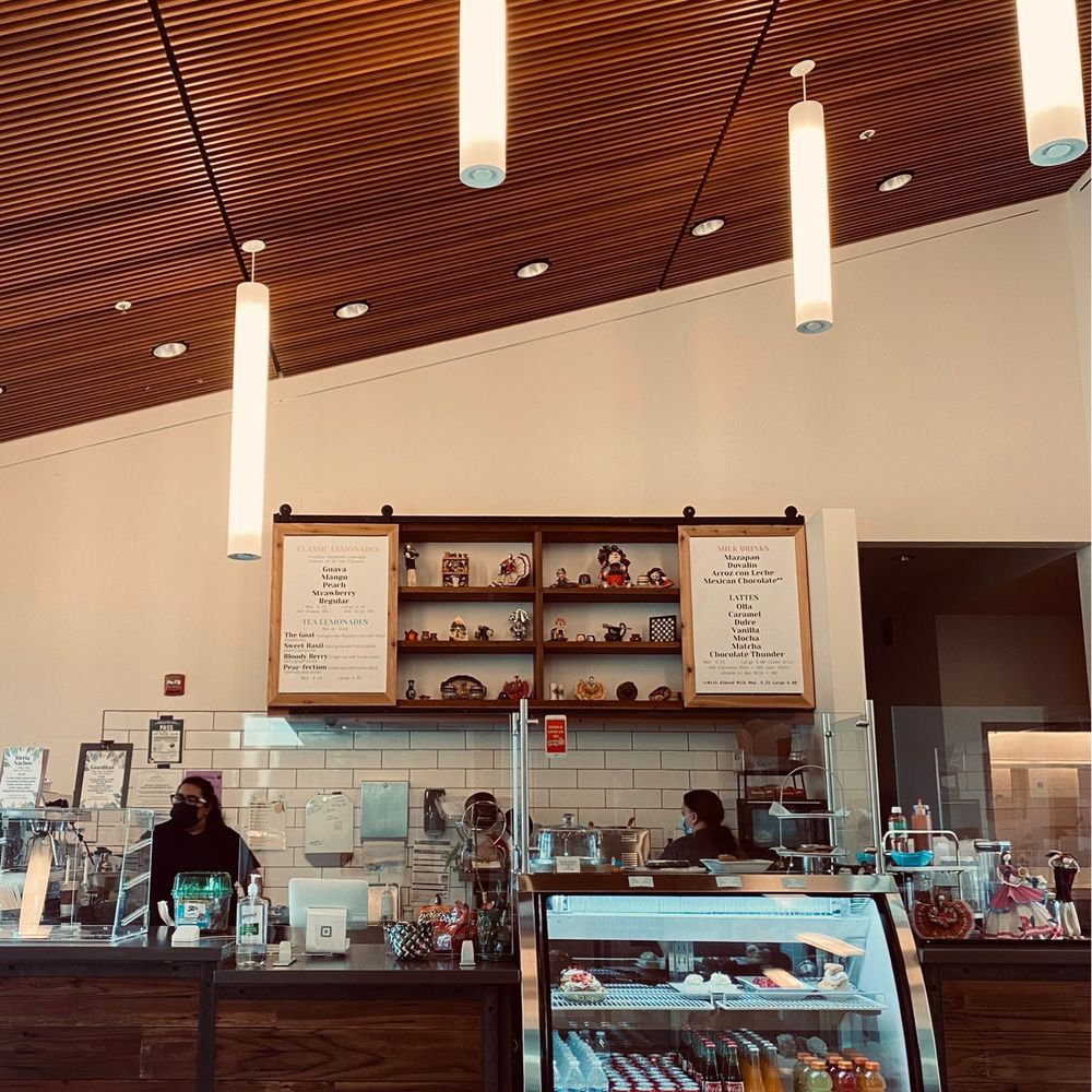 Lemon Gals - Interior - Coffee & Tea Near Me - San Pablo, California Lemon Gals - Interior - Coffee & Tea Near Me - San Pablo, California