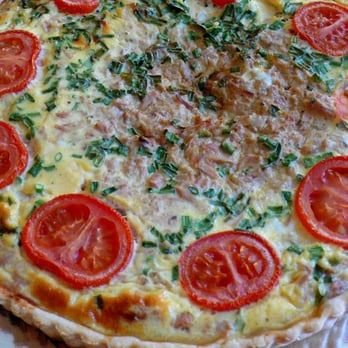 Le Petit Paradis - quiche au thon thunfisch - Caterers Near Me - Berlin, BE Le Petit Paradis - quiche au thon thunfisch - Caterers Near Me - Berlin, BE