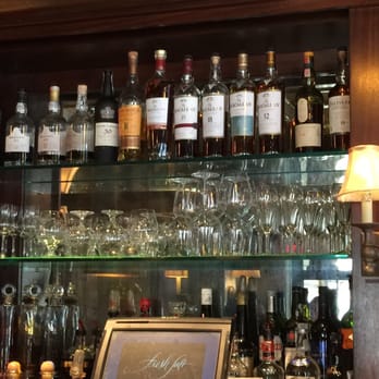 Fresh Salt - Great Bar and incredible food - Seafood Near Me - Old Saybrook, Connecticut