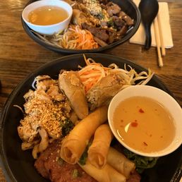 Noodle bowl combination (front), noodle bowl with pork (back) Noodle bowl combination (front), noodle bowl with pork (back)