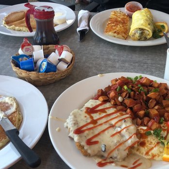 The Palms Cafe - Country fried steak, delicious - Breakfast & Brunch Near Me - Rancho Mirage, California