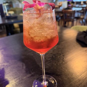 Tap & Vine Stonecrest - Aperol Spritz - New American Near Me - Charlotte, North Carolina Tap & Vine Stonecrest - Aperol Spritz - New American Near Me - Charlotte, North Carolina