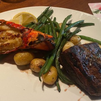 Seasons 52 - Lobster and Filet - New American Near Me - Costa Mesa, California