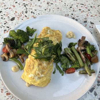 Tótem - Keto omelette - Coffee & Tea Near Me - Mazatlán, SIN Tótem - Keto omelette - Coffee & Tea Near Me - Mazatlán, SIN
