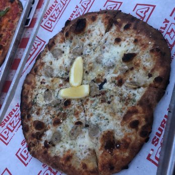 Surly Brewing - Clam pizza (Pioneer Hitchhiker) - Breweries Near Me - Minneapolis, Minnesota Surly Brewing - Clam pizza (Pioneer Hitchhiker) - Breweries Near Me - Minneapolis, Minnesota