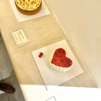 Lysee - Cake - Desserts Near Me - New York, New York Lysee - Cake - Desserts Near Me - New York, New York
