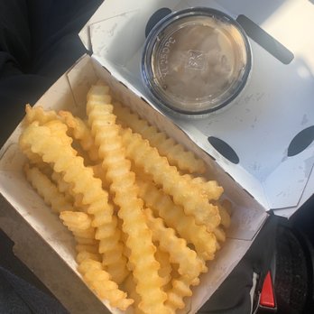 Shake Shack Burbank - Crispy and Hot Fries - Fast Food Near Me - Burbank, California Shake Shack Burbank - Crispy and Hot Fries - Fast Food Near Me - Burbank, California