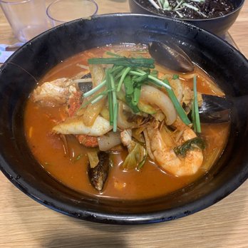 The Ppong - Seafood jjampong HUGE - Korean Near Me - Los Angeles, California
