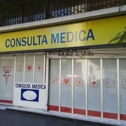 Consulta Medicina General Dr. Simi - La consulta queda justo al lado de la Farmacia del Dr. Simi