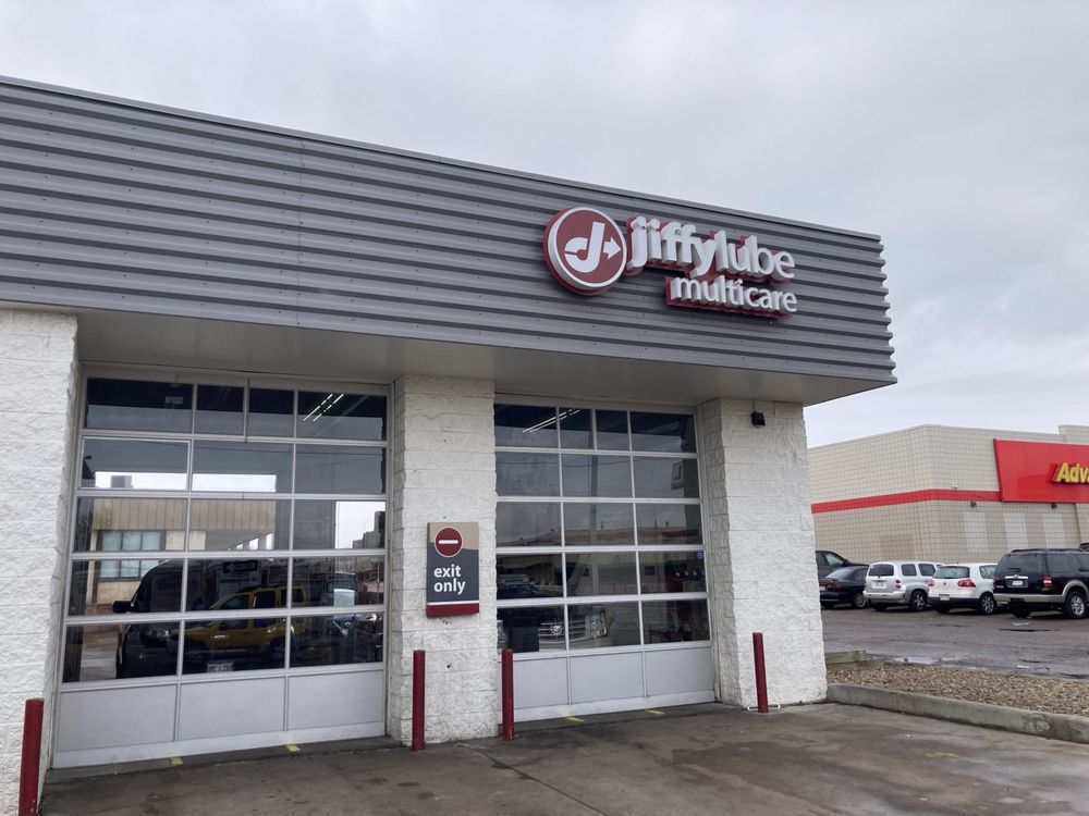 Photos of JIFFY LUBE Updated August 2024 21 Photos & 52 Reviews