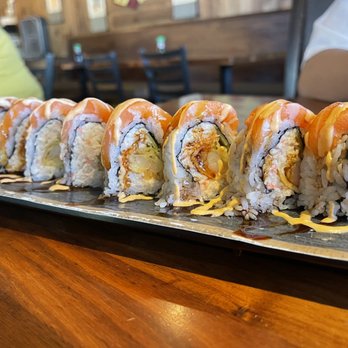 Hikari Sushi - SALMON LOVER - Sushi Bars Near Me - Simi Valley, California