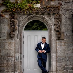 Tangos of Temple Bar - The groom in a beautiful blue tuxedo from Tango Suit Hire.