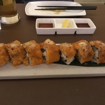 JaBistro - JaBistro roll, a bit disappointing, not enough aburi taste. Nothing special. - Japanese Near Me - Toronto, Ontario JaBistro - JaBistro roll, a bit disappointing, not enough aburi taste. Nothing special. - Japanese Near Me - Toronto, Ontario