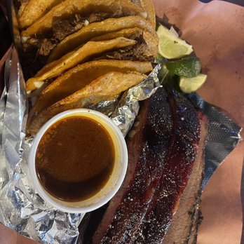 225 BBQ - Barbeque Near Me - Arlington, Texas