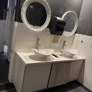 Sake Hana - Bathrooms were clean, spacious and well stocked - Japanese Near Me - Avondale, Pennsylvania Sake Hana - Bathrooms were clean, spacious and well stocked - Japanese Near Me - Avondale, Pennsylvania