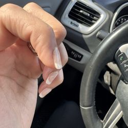 La Belle Nailbar - Uneven filing